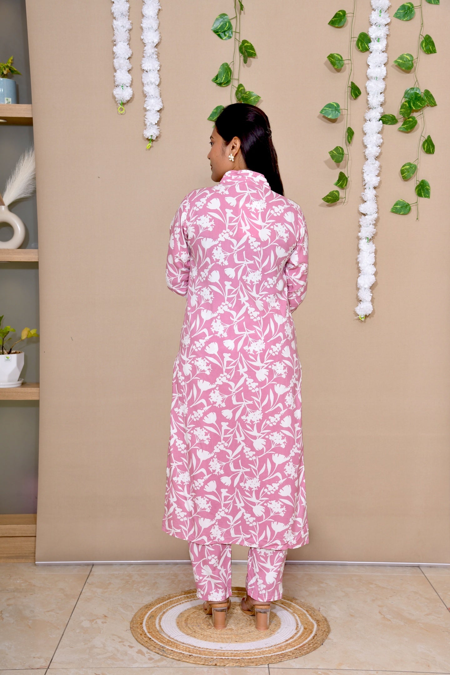 Pastel Pink Floral Everyday Set