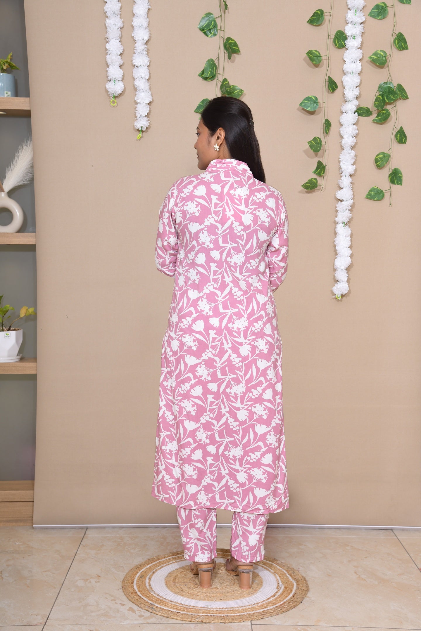 Pastel Pink Floral Everyday Set