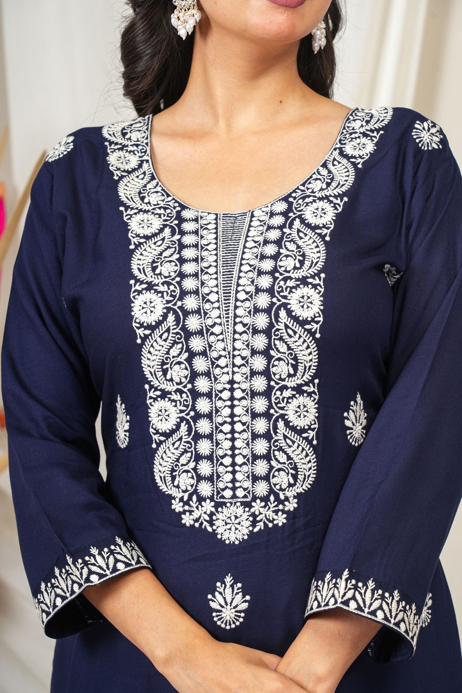 Noor Navy – Chikankari Embroidered Elegance Suit Set